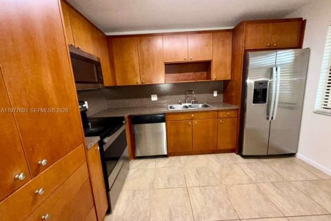 Appartement à louer à Weston, Floride: 2 chambres, 113.34 m2 № 2046399 - photo 3