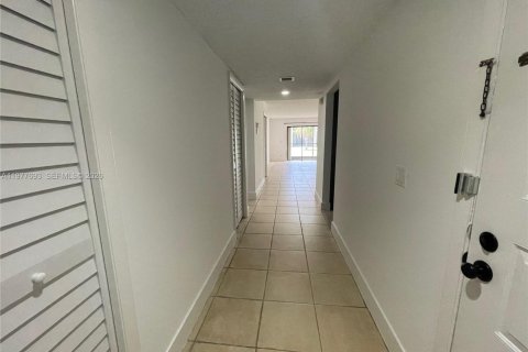 Appartement à louer à Weston, Floride: 2 chambres, 113.34 m2 № 2046399 - photo 6