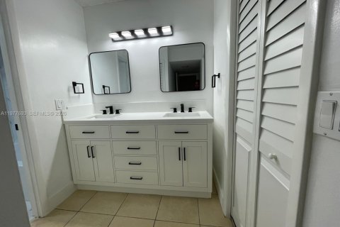 Appartement à louer à Weston, Floride: 2 chambres, 113.34 m2 № 2046399 - photo 9