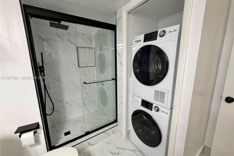 Appartement à louer à Weston, Floride: 2 chambres, 113.34 m2 № 2046399 - photo 7