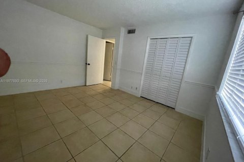 Appartement à louer à Weston, Floride: 2 chambres, 113.34 m2 № 2046399 - photo 16