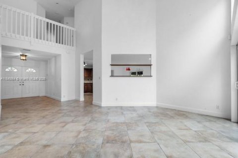 House in Parkland, Florida 4 bedrooms, 239.59 sq.m. № 1832378 - photo 10