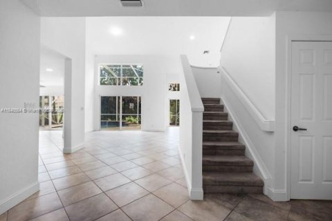 House in Parkland, Florida 4 bedrooms, 239.59 sq.m. № 1832378 - photo 6