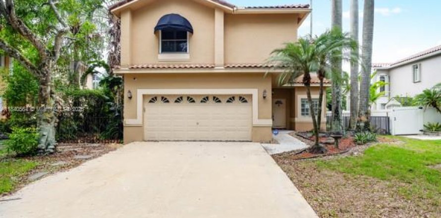 House in Parkland, Florida 4 bedrooms, 239.59 sq.m. № 1832378