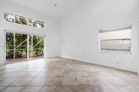 House in Parkland, Florida 4 bedrooms, 239.59 sq.m. № 1832378 - photo 11