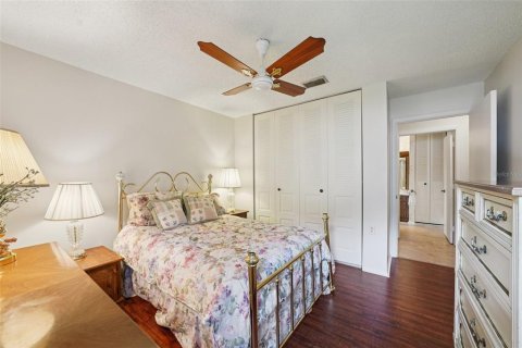 House in Port Richey, Florida 2 bedrooms, 132.2 sq.m. № 1876841 - photo 22