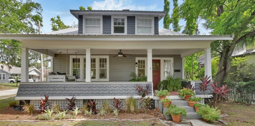 House in DeLand, Florida 4 bedrooms, 186.18 sq.m. № 1894861