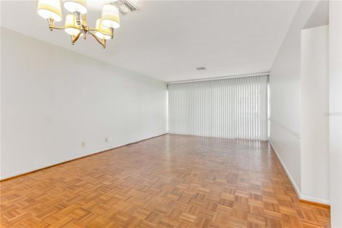 Condominio en venta en Belleair Bluffs, Florida, 1 dormitorio, 71.07 m2 № 1819501 - foto 8