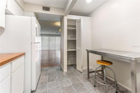 Condominio en venta en Belleair Bluffs, Florida, 1 dormitorio, 71.07 m2 № 1819501 - foto 23