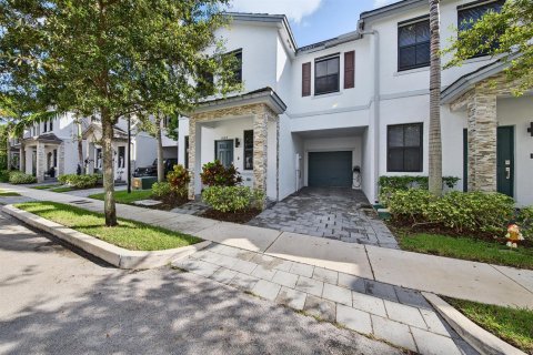 Touwnhouse à Fort Lauderdale, Floride 4 chambres, 173.82 m2 № 2424518