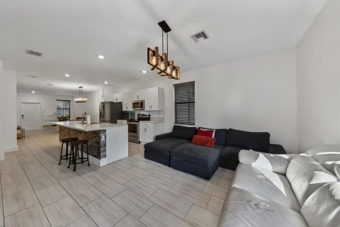 Touwnhouse à vendre à Fort Lauderdale, Floride: 4 chambres, 173.82 m2 № 2424518 - photo 12