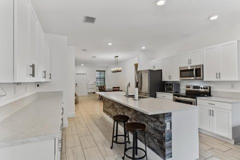 Touwnhouse à vendre à Fort Lauderdale, Floride: 4 chambres, 173.82 m2 № 2424518 - photo 9