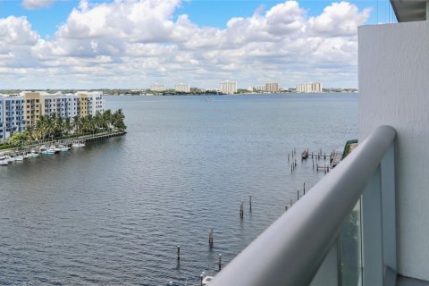 Купить кондоминиум в Норт-Бей-Виллидж, Флорида 2 спальни, 103.4м2, № 1949890 - фото 24