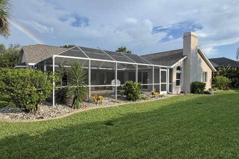 House in Punta Gorda, Florida 3 bedrooms, 228.45 sq.m. № 1820522 - photo 17
