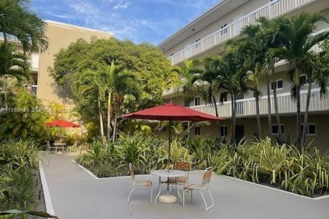 Copropriété à louer à Miami, Floride: 1 chambre, 66.15 m2 № 2047015 - photo 3