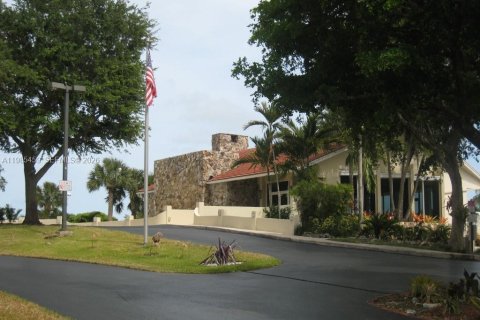 Copropriété à louer à Miami, Floride: 1 chambre, 66.15 m2 № 2047015 - photo 15