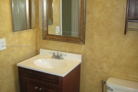 Copropriété à louer à Miami, Floride: 1 chambre, 66.15 m2 № 2047015 - photo 9