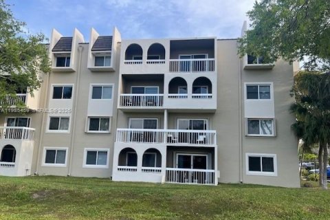 Copropriété à louer à Miami, Floride: 1 chambre, 66.15 m2 № 2047015 - photo 2
