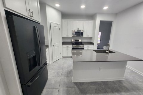 House in Kissimmee, Florida 4 bedrooms, 189.89 sq.m. № 2342353 - photo 14