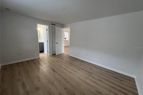 Купить кондоминиум в Нью-Порт-Ричи, Флорида 6 комнат, 82.5м2, № 2142772 - фото 10