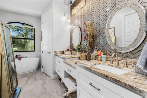 Casa en venta en Port Charlotte, Florida, 4 dormitorios, 192.31 m2 № 1905574 - foto 16
