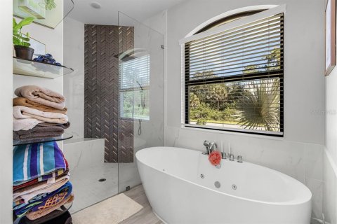 Casa en venta en Port Charlotte, Florida, 4 dormitorios, 192.31 m2 № 1905574 - foto 17