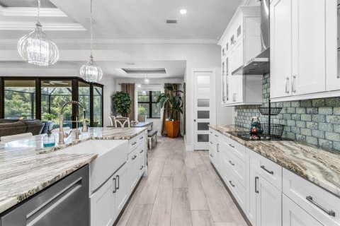 Casa en venta en Port Charlotte, Florida, 4 dormitorios, 192.31 m2 № 1905574 - foto 8