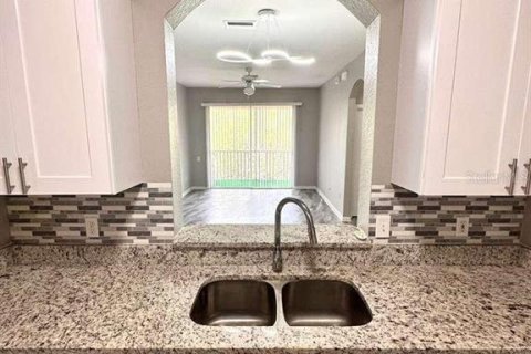 Copropriété à louer à Orlando, Floride: 3 chambres, 118.54 m2 № 2431722 - photo 4