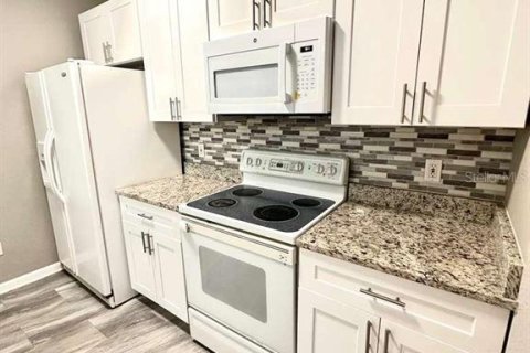 Copropriété à louer à Orlando, Floride: 3 chambres, 118.54 m2 № 2431722 - photo 3