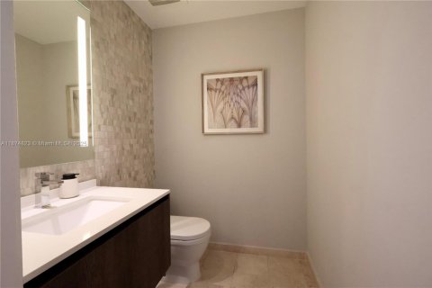 Copropriété à vendre à Miami, Floride: 2 chambres, 115.57 m2 № 1925940 - photo 28