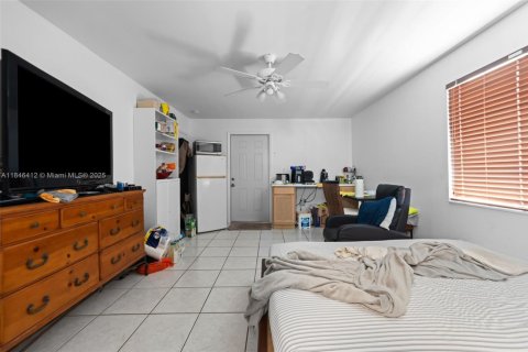 Casa en venta en Miami, Florida, 4 dormitorios, 164.9 m2 № 1852048 - foto 28