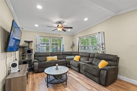 House in Longwood, Florida 3 bedrooms, 142.79 sq.m. № 1826499 - photo 5