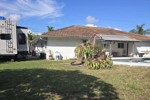 Купить виллу или дом в Майами, Флорида 4 спальни, 198.63м2, № 2031017 - фото 18