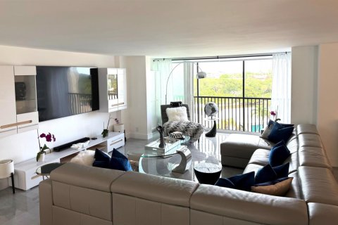 Condominio en venta en Deerfield Beach, Florida, 3 dormitorios, 225.29 m2 № 2147266 - foto 13