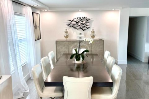 Condominio en venta en Deerfield Beach, Florida, 3 dormitorios, 225.29 m2 № 2147266 - foto 9
