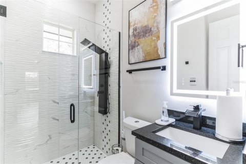 Casa en venta en Orlando, Florida, 4 dormitorios, 250.84 m2 № 1808455 - foto 14