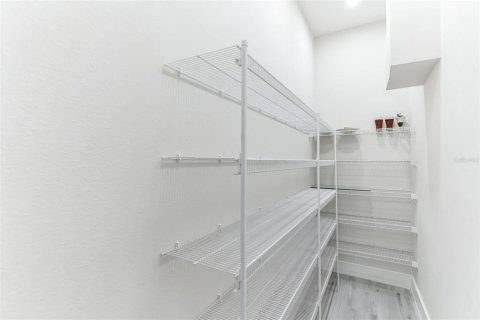 Casa en venta en Orlando, Florida, 4 dormitorios, 250.84 m2 № 1808455 - foto 18