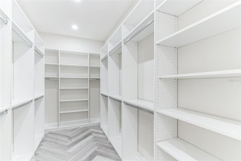Casa en venta en Orlando, Florida, 4 dormitorios, 250.84 m2 № 1808455 - foto 10