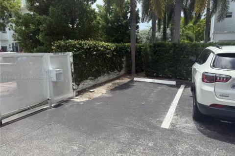 Copropriété à louer à Miami Beach, Floride: 1 chambre, 65.03 m2 № 1830382 - photo 23