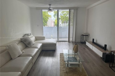 Copropriété à louer à Miami Beach, Floride: 1 chambre, 65.03 m2 № 1830382 - photo 1