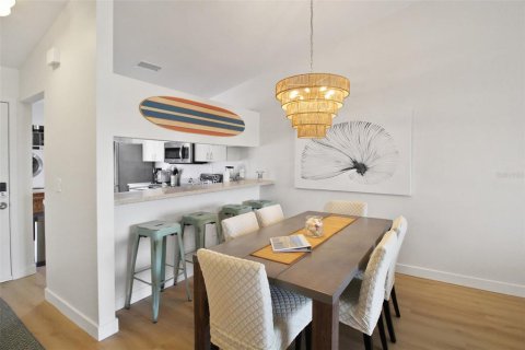 Villa ou maison à louer à Bradenton, Floride: 2 chambres, 99.31 m2 № 2298962 - photo 14