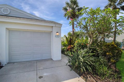 Villa ou maison à louer à Bradenton, Floride: 2 chambres, 99.31 m2 № 2298962 - photo 2