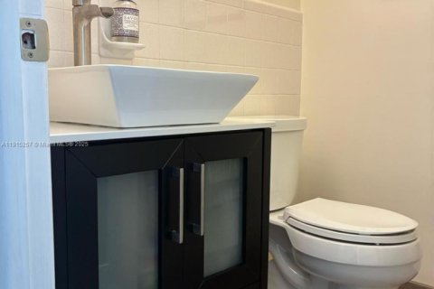 Copropriété à vendre à Lighthouse Point, Floride: 1 chambre, 62.8 m2 № 2019179 - photo 7