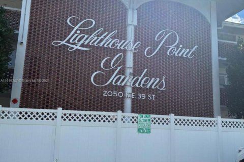 Studio à Condo à Lighthouse Point, Floride  № 2019179