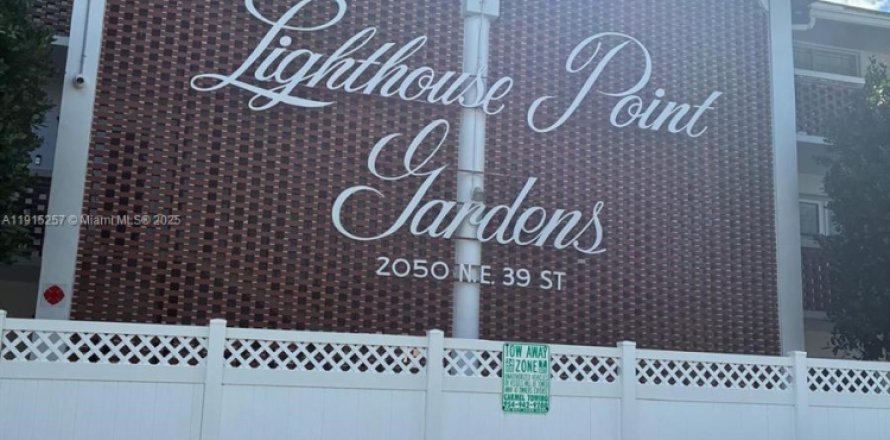 Studio à Condo à Lighthouse Point, Floride  № 2019179