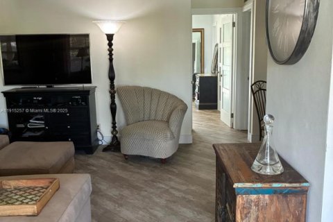 Copropriété à vendre à Lighthouse Point, Floride: 1 chambre, 62.8 m2 № 2019179 - photo 3