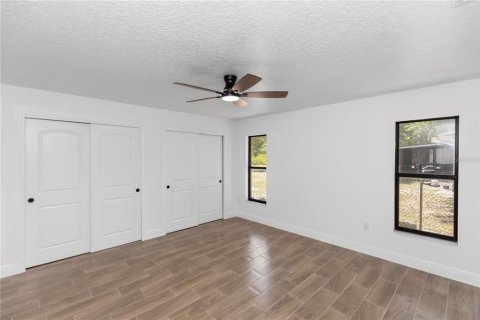 House in Deltona, Florida 3 bedrooms, 153.94 sq.m. № 1791698 - photo 9
