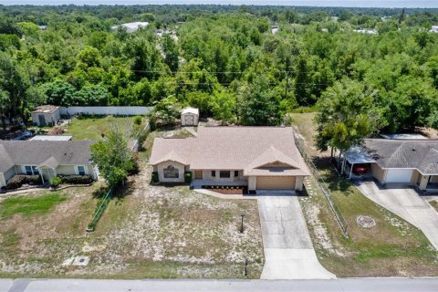House in Deltona, Florida 3 bedrooms, 153.94 sq.m. № 1791698 - photo 30