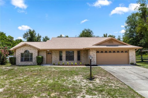 House in Deltona, Florida 3 bedrooms, 153.94 sq.m. № 1791698 - photo 1