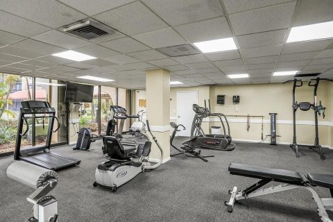 Condominio en alquiler en Hollywood, Florida, 2 dormitorios, 100.98 m2 № 2292282 - foto 12